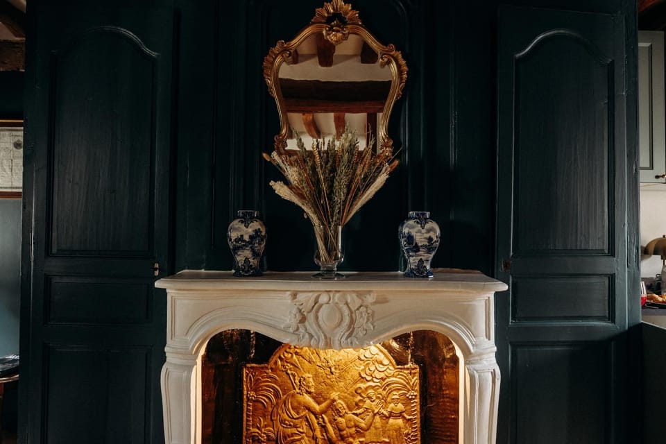 Decorative detail, fireplace