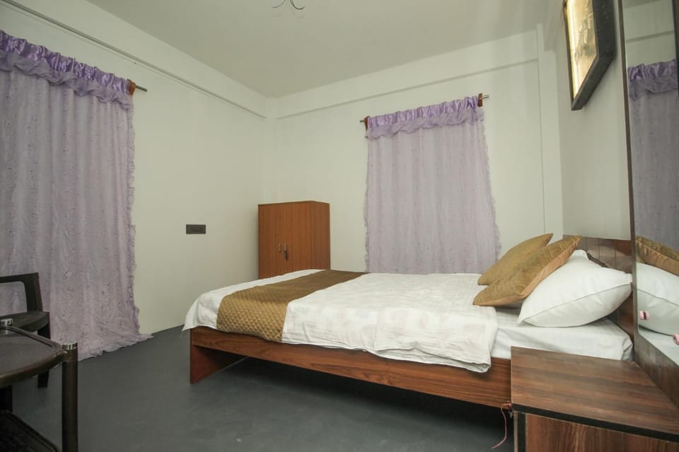 NANGRI Homestay Bed and Breakfast in India