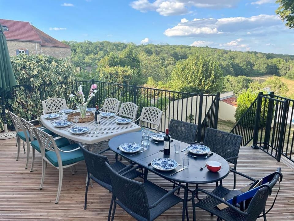 Natural landscape, View (from property/room), Balcony/Terrace, Dining area