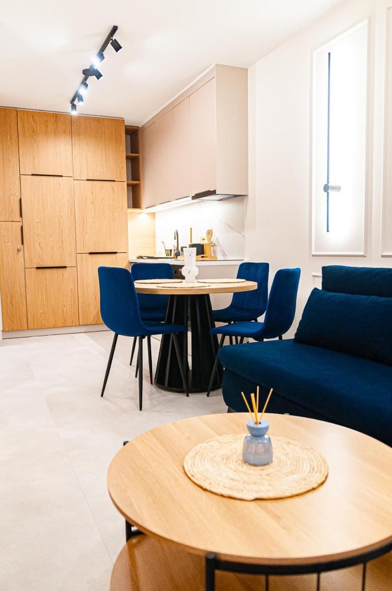 Kobaltowa Przystań - Apartament z Klimatem Apartment in Greater Poland Voivodeship