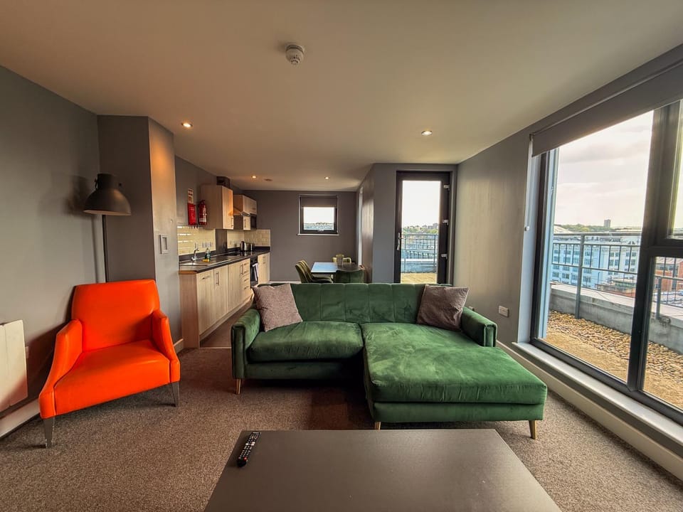Kitchen or kitchenette, Living room, Seating area