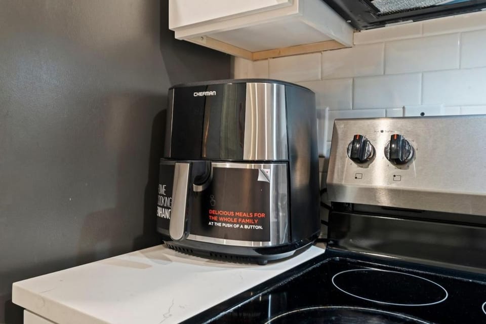 Cozy Convenient 1 Bedroom with 2 Beds Near Downtown Apartment in Philadelphia