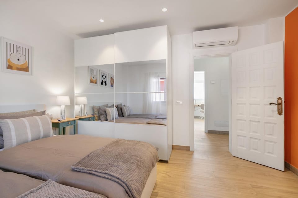 Property building, Living room, Bedroom