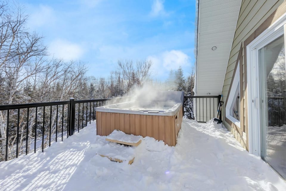 Le Boisia - Cottage - Spa - 5 Bedrooms Chalet in Baie-Saint-Paul