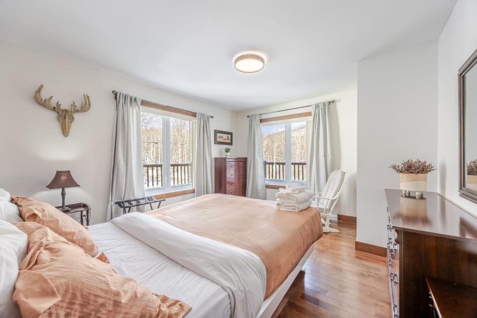 Le Boisia - Cottage - Spa - 5 Bedrooms Chalet in Baie-Saint-Paul