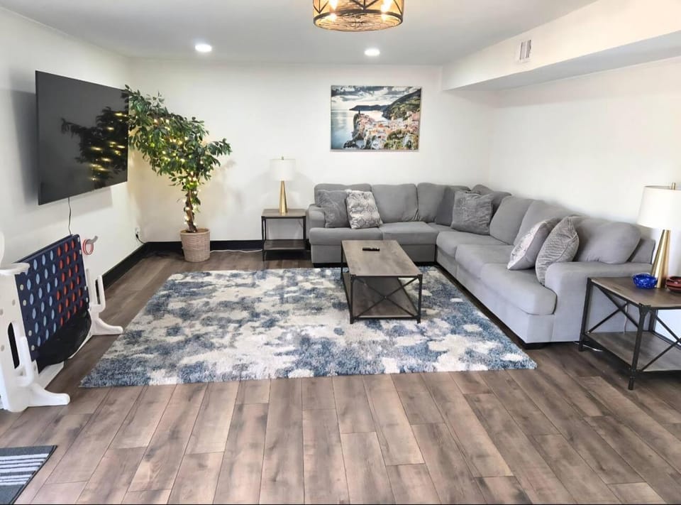 5BR/3BA Stylish Modern Home in Decatur House in Candler-McAfee