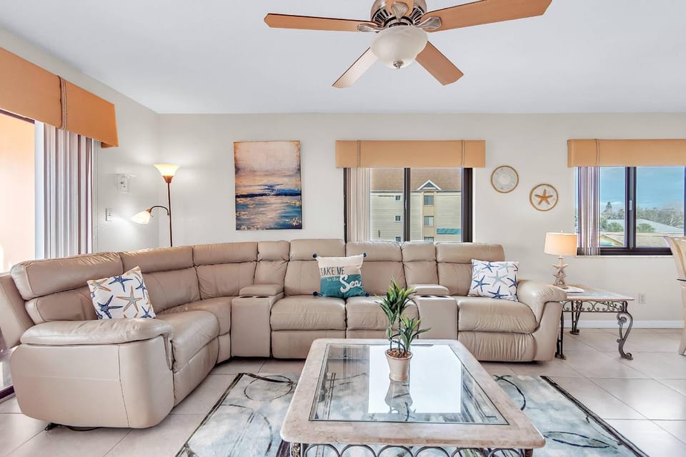 211 Reef Club House in Indian Rocks Beach