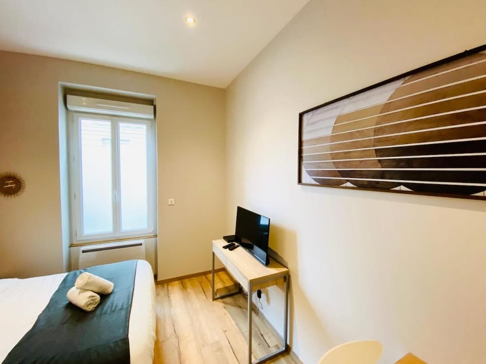 Genas 2 - Studio - Montchat Apartment in Villeurbanne