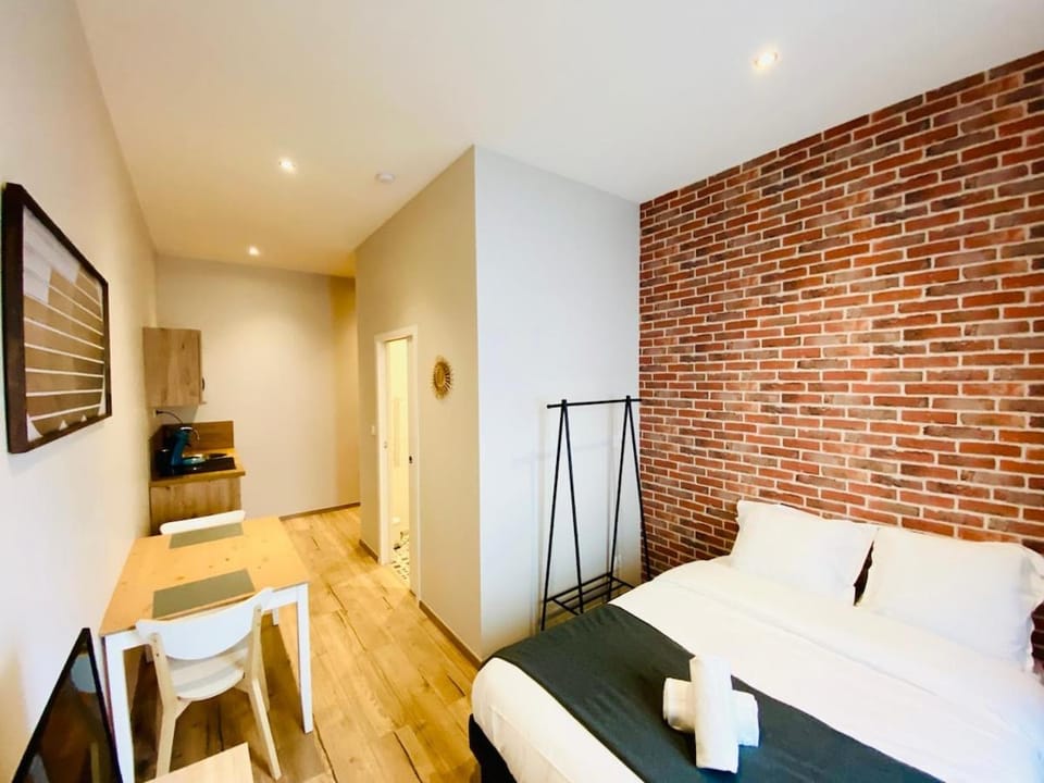 Genas 2 - Studio - Montchat Apartment in Villeurbanne