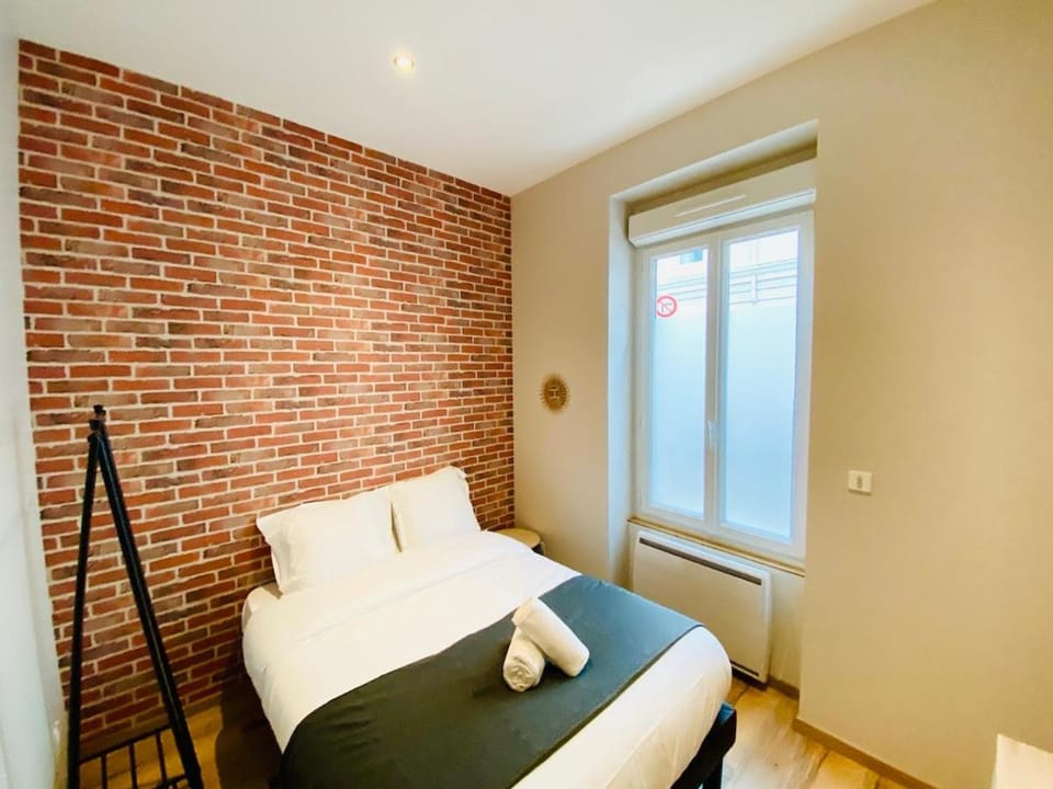 Genas 2 - Studio - Montchat Apartment in Villeurbanne