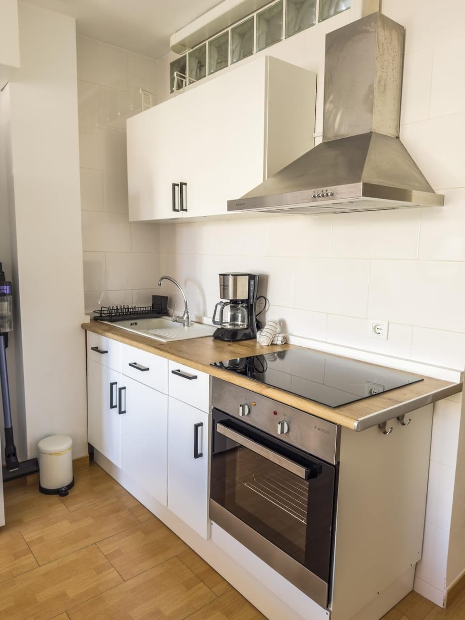 Modern & Bright Studio in the Heart of Nerja Apartment in Nerja