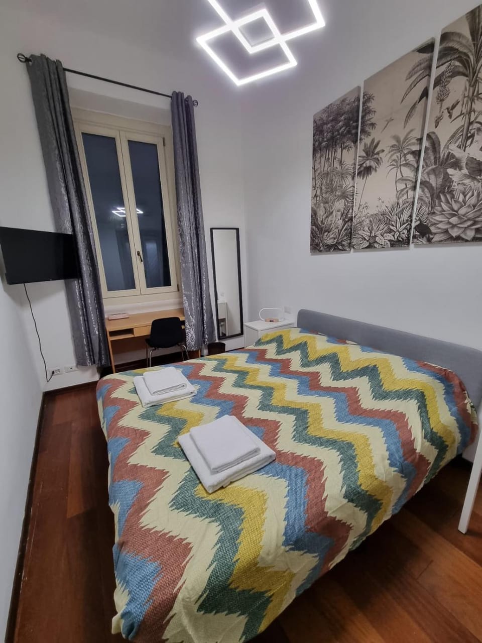 Photo of the whole room