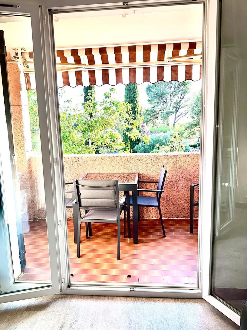 Appartement à 700m de la plage - ST JEAN Apartment in La Ciotat