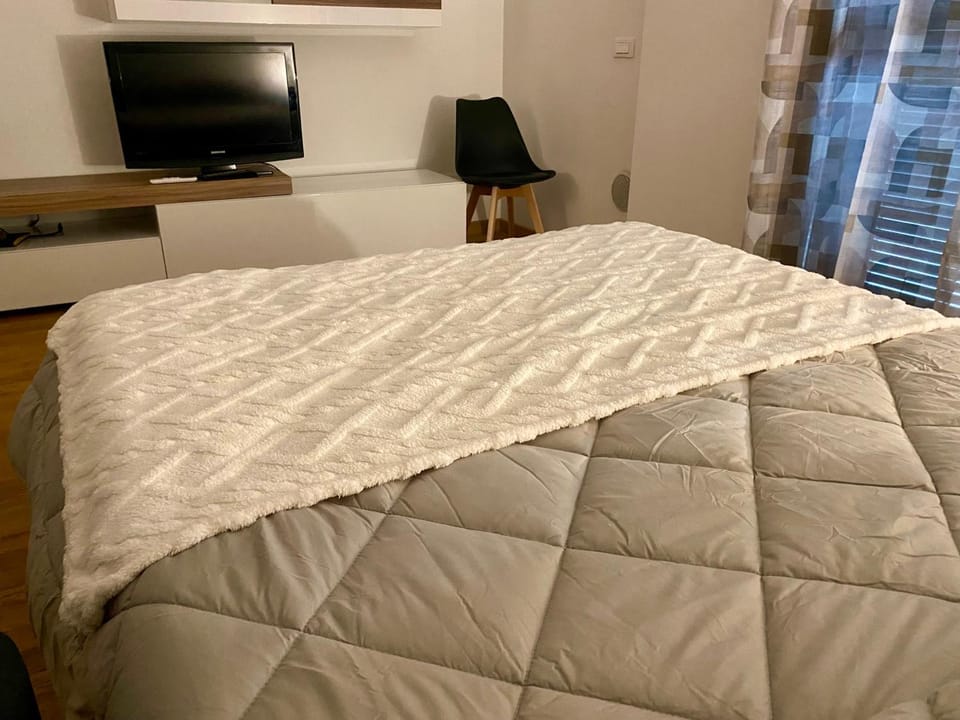 TV and multimedia, Bedroom