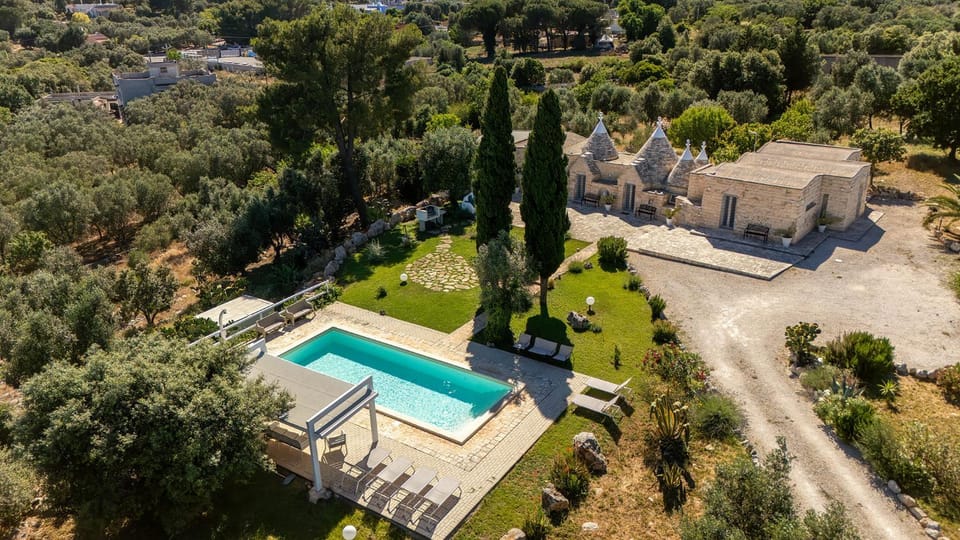 Trullo Theodoro Puglia Villa in Ceglie Messapica