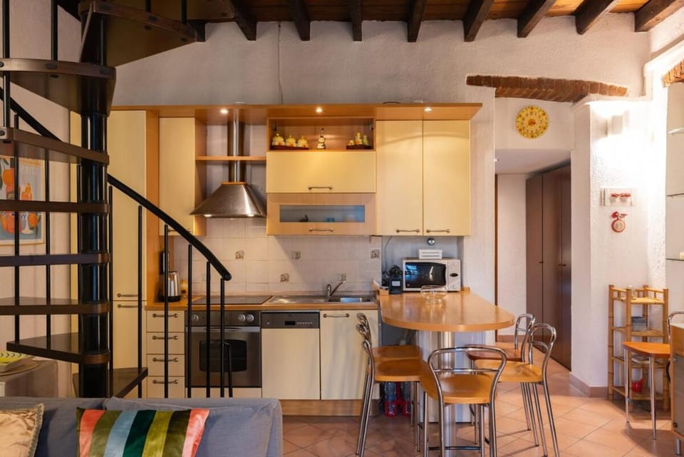 Characteristic 2 double bedroom apartment Apartment in Milan