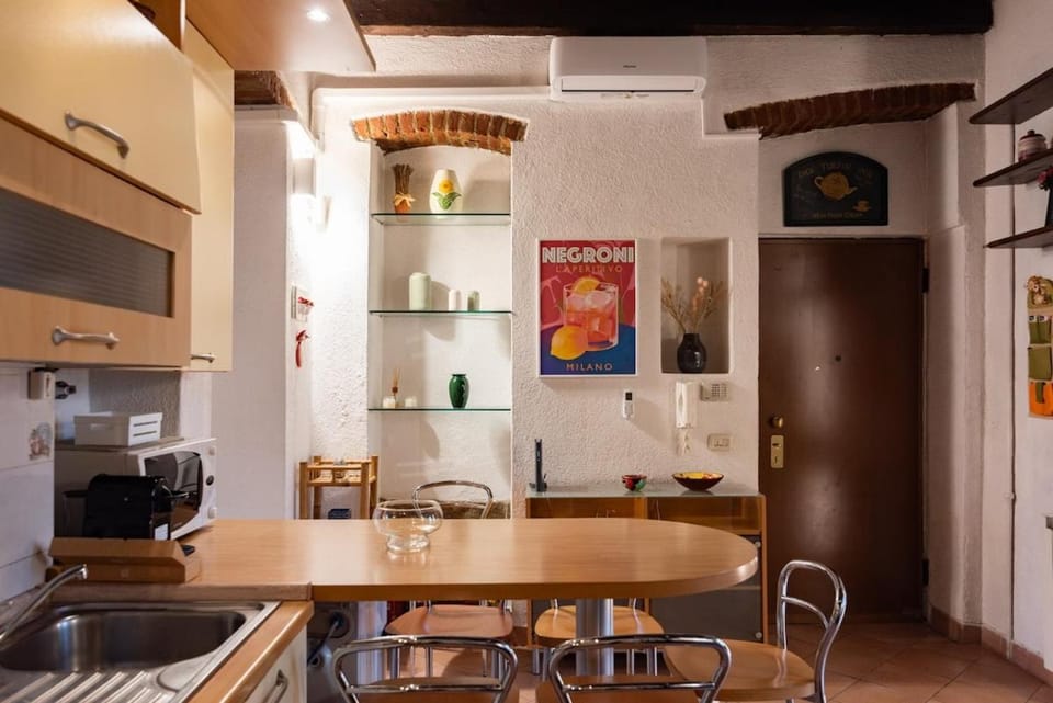 Characteristic 2 double bedroom apartment Apartment in Milan