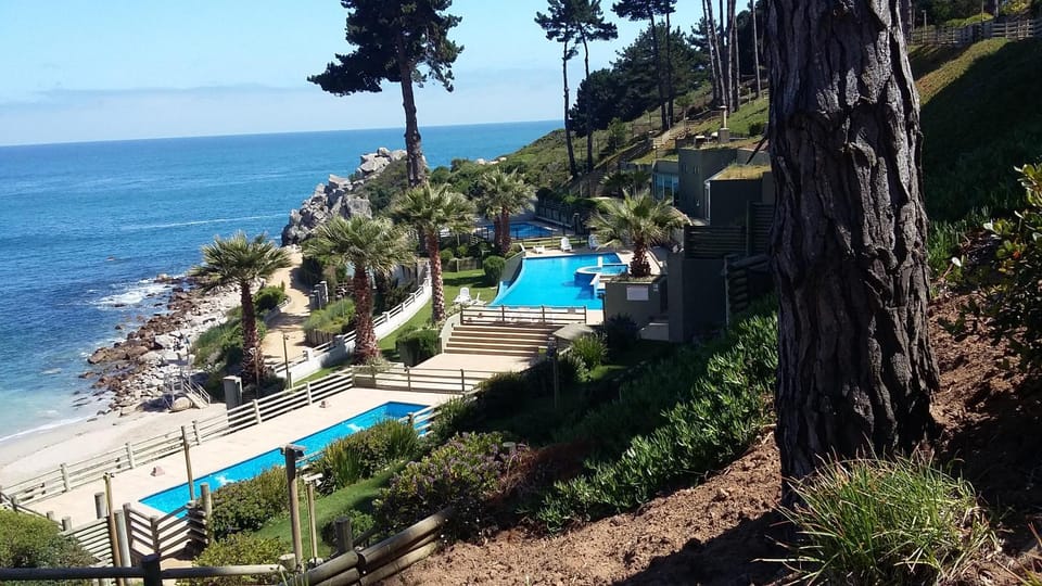 Off site, Garden, Swimming pool