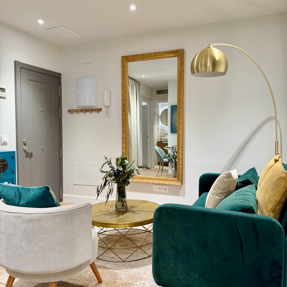 Luxury apartment in downtown Madrid Apartment in Centro