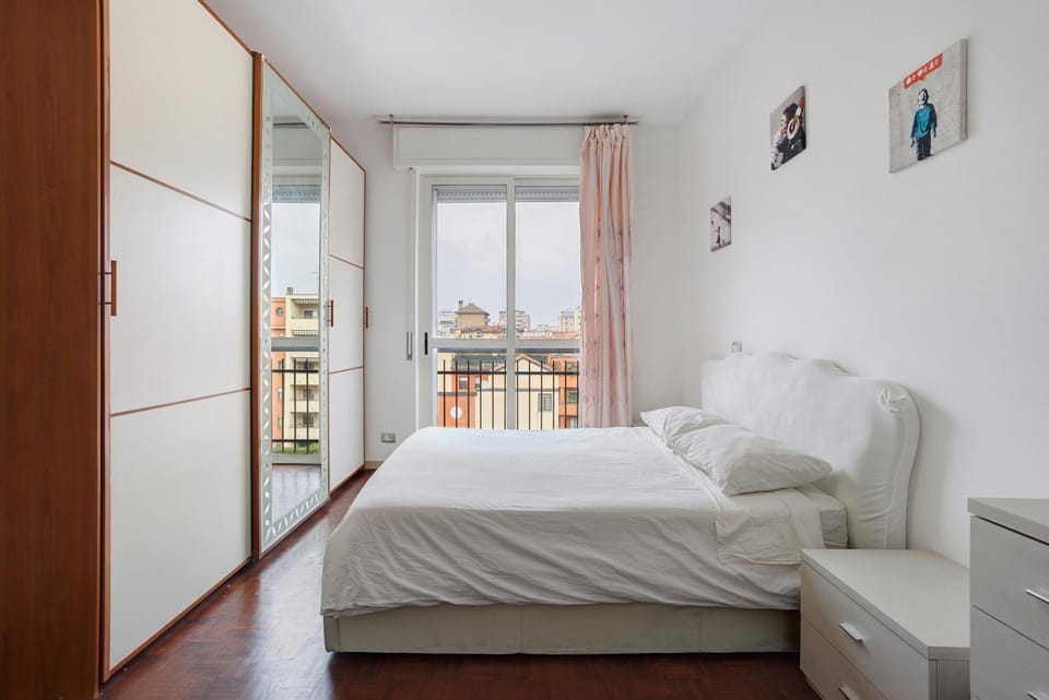 Property building, Living room, Bedroom