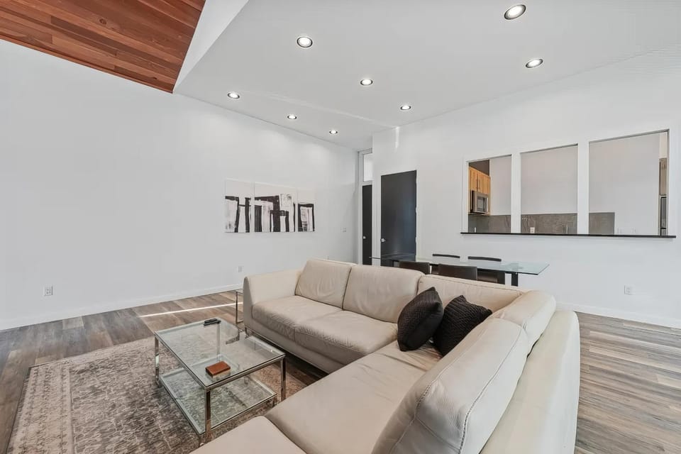 Port Orford Lake - Balcony, Lake & Ocean Views House in Port Orford