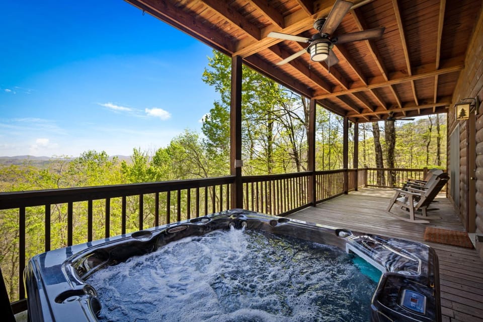 It's All About the Views House in Blue Ridge Lake