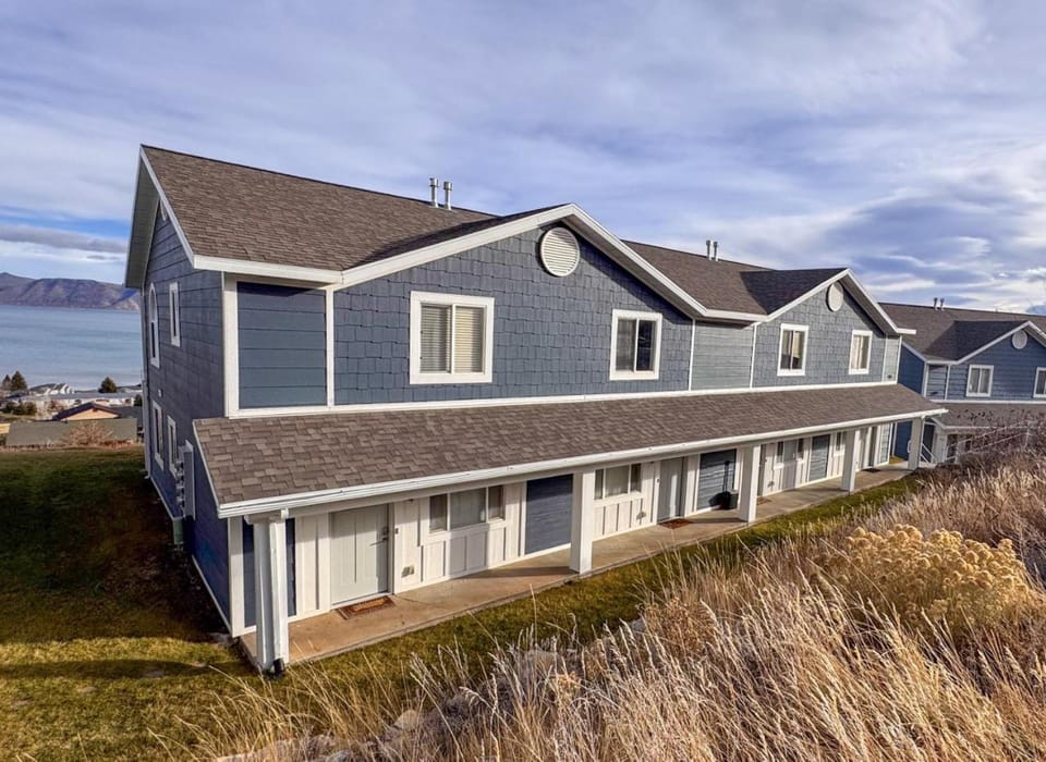 Lake View Condo 930 4 House in Garden City