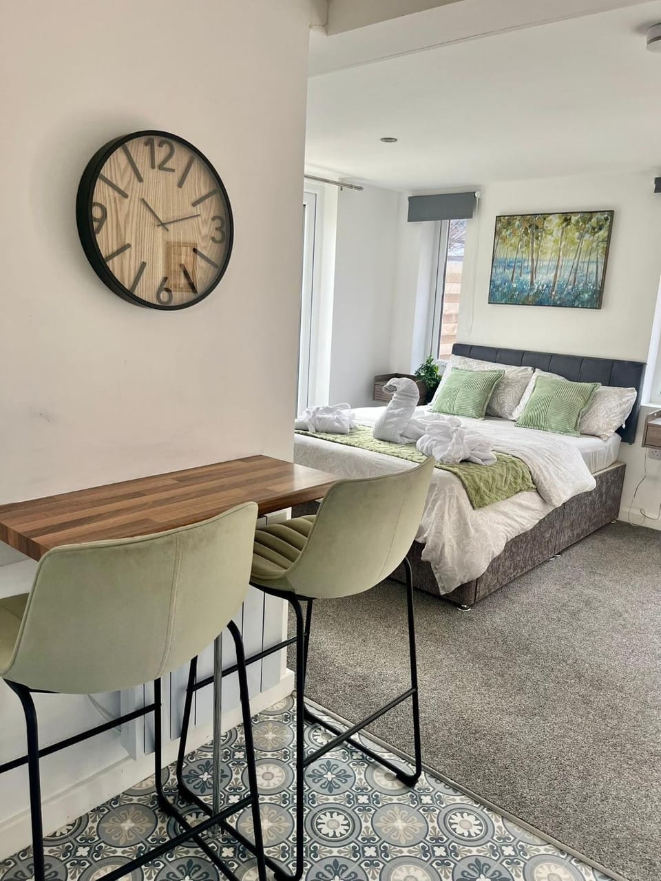 Luxury Studio With Hot Tub House in Prestatyn