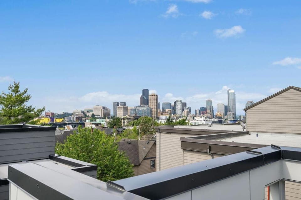 Property building, Day, City view