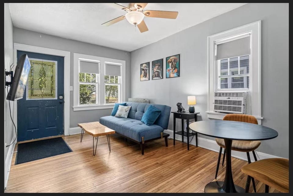 Living room, Seating area, pet friendly, Internal: Not applicable to any particular room