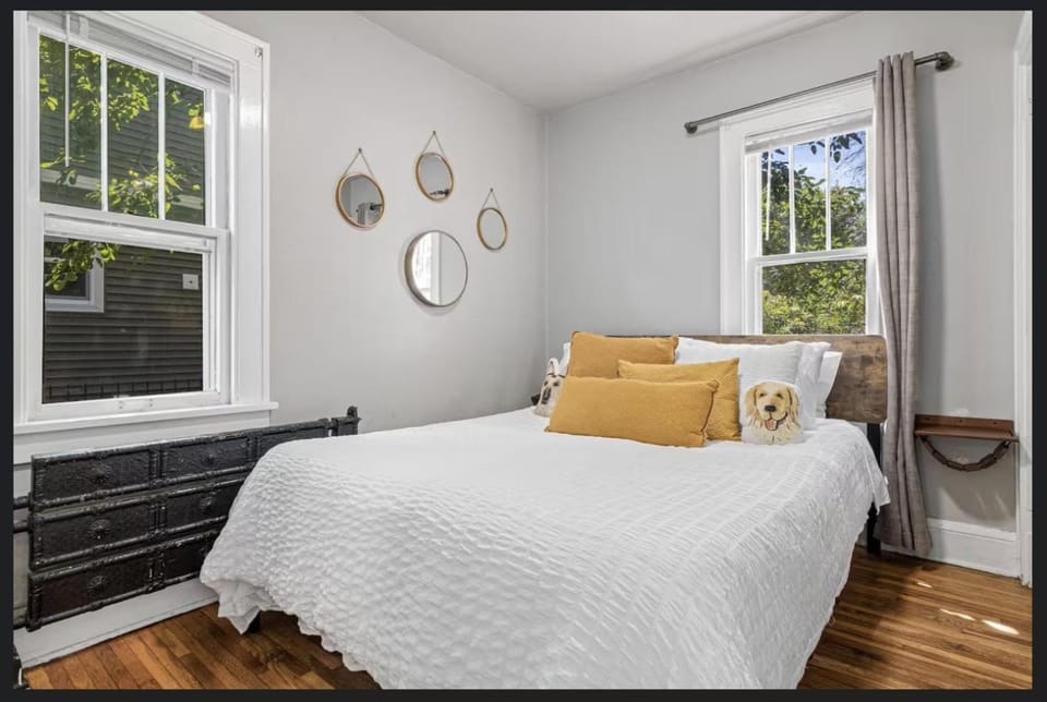 Bed, Bedroom