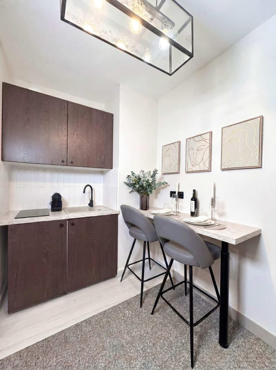 Kitchen or kitchenette, Dining area, microwave, storage, stove, toaster, wardrobe, kitchen