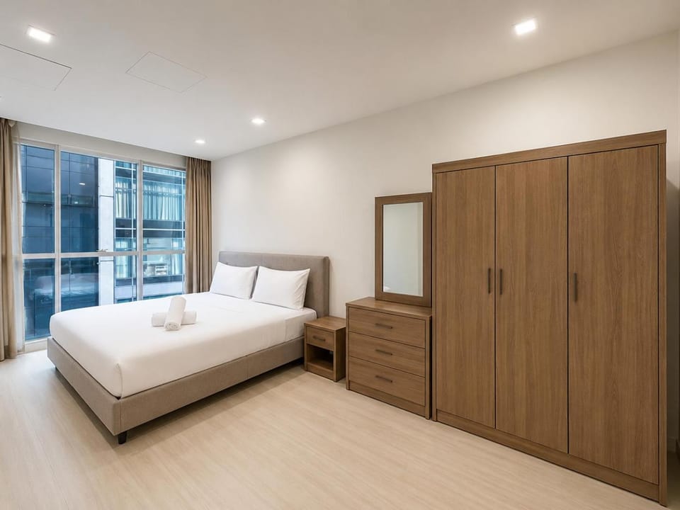 Bed, Bedroom, towels