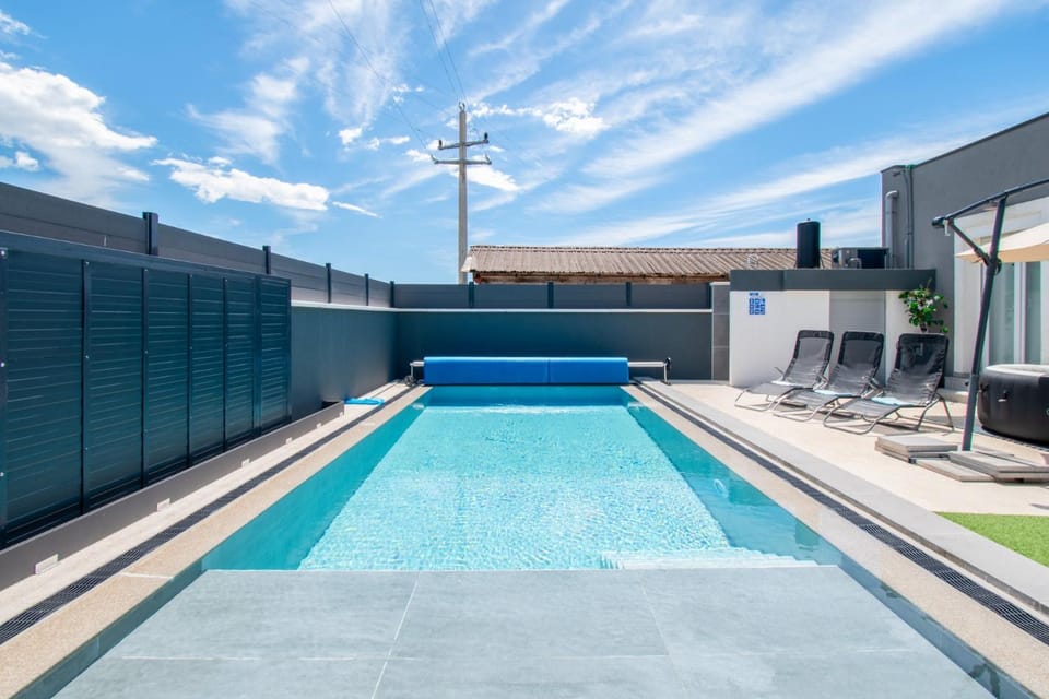 Villa Marsel with Pool & Jacuzzi by Istrabook Villa in Peroj