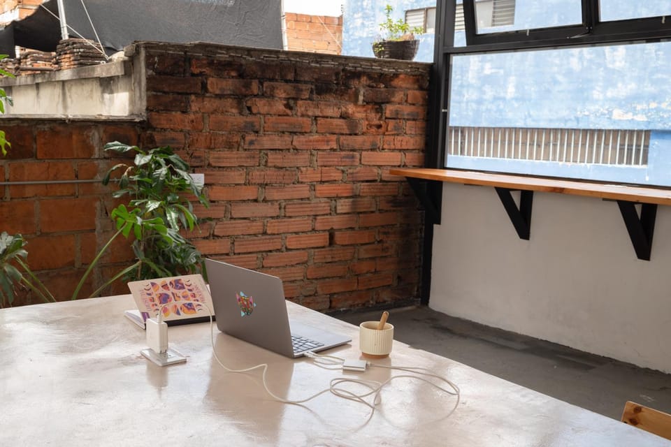 Co404 Medellin - Coliving Coworking Hotel in Medellin