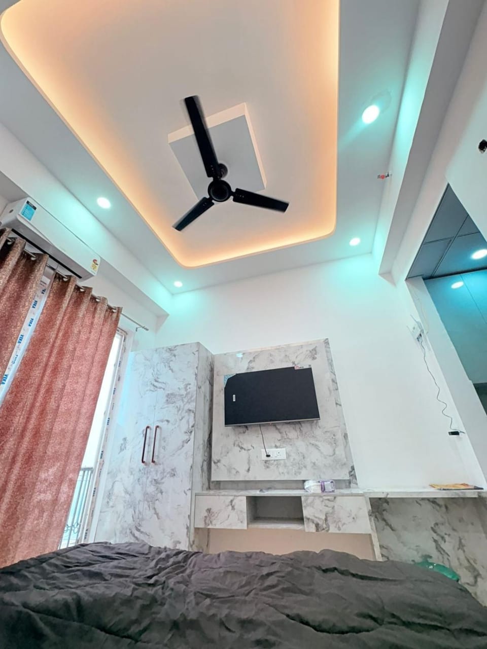 Your own cozy space Apartment in Haryana