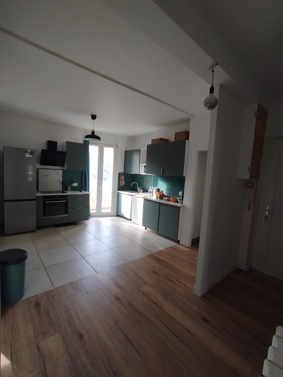 Kitchen or kitchenette, oven, stove