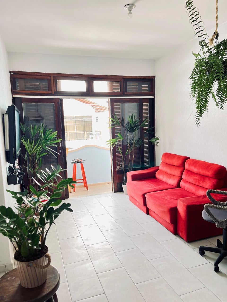 Quarto privativo CASAL duplo em hostel pe na areia- BC Hostel in Camboriú