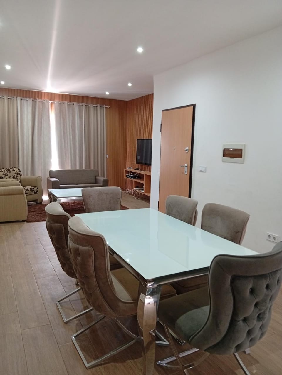 T&S Guest House Apartment in Praia