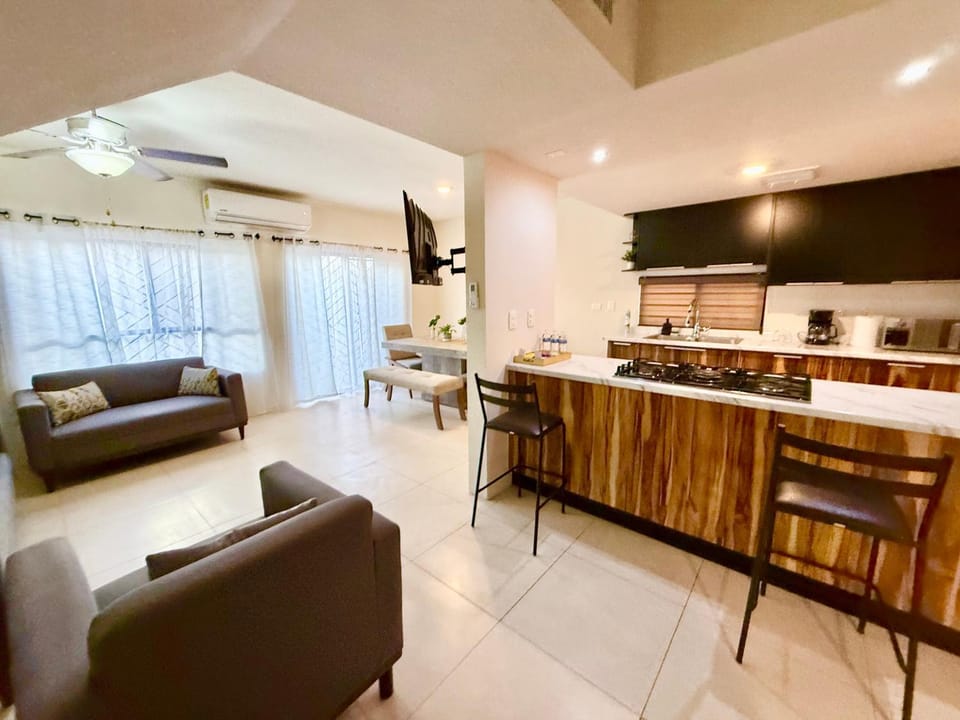 Casa Marsella 2 Privada y Moderna House in Ciudad Juarez