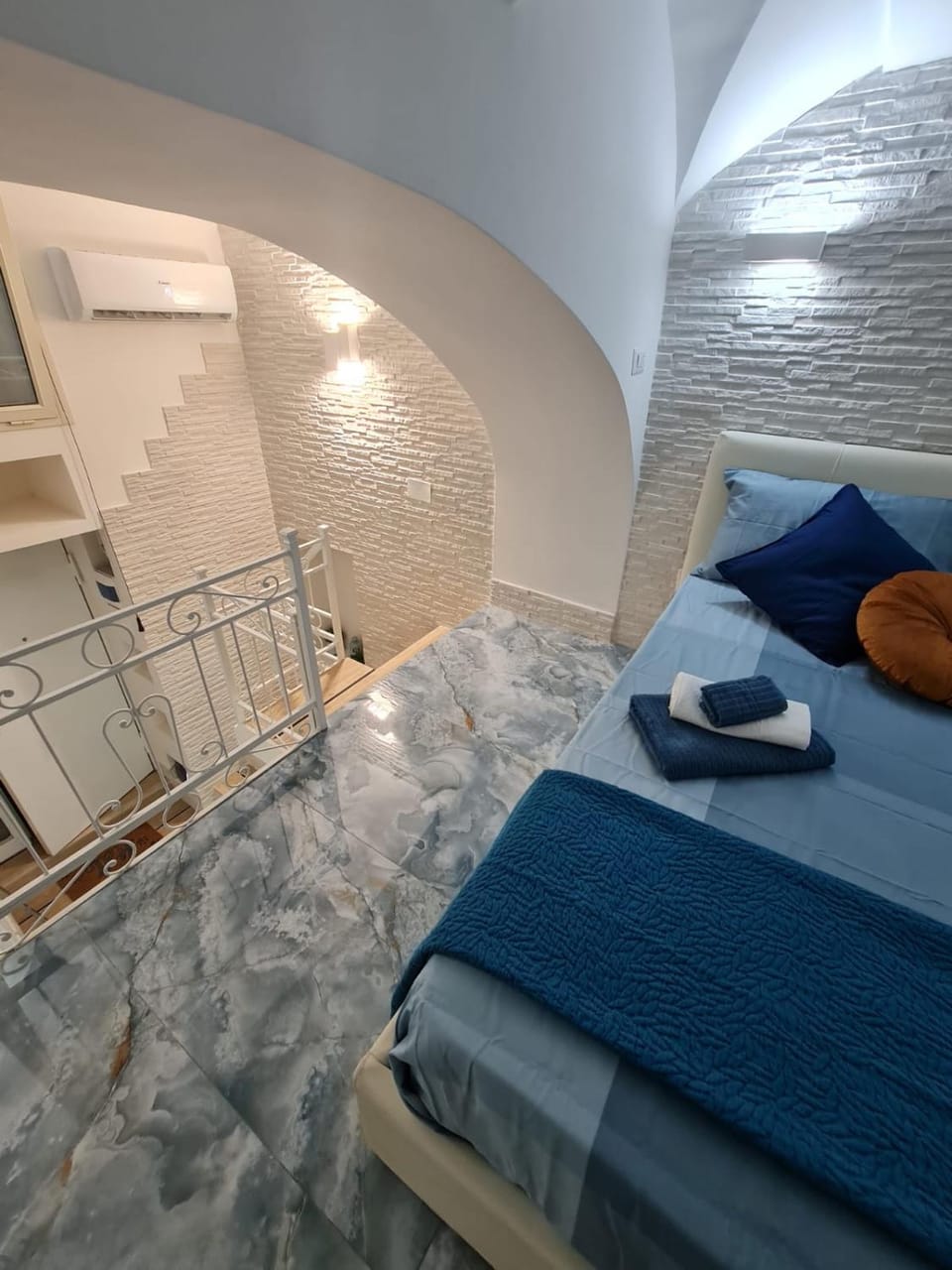 Plebiscito house boutique Apartment in Naples