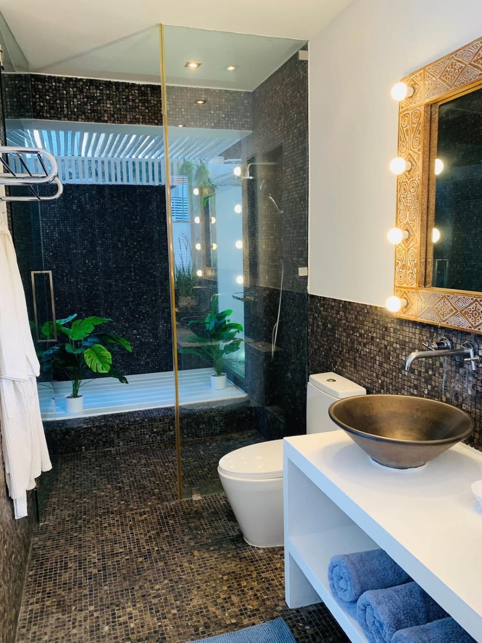 Shower, Bathroom