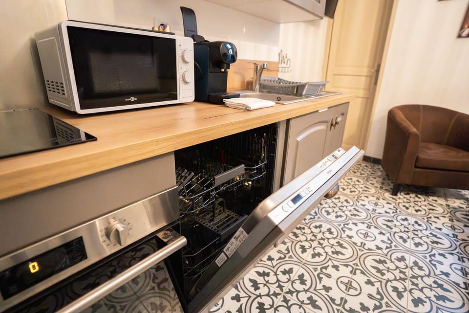 oven, stove, toaster