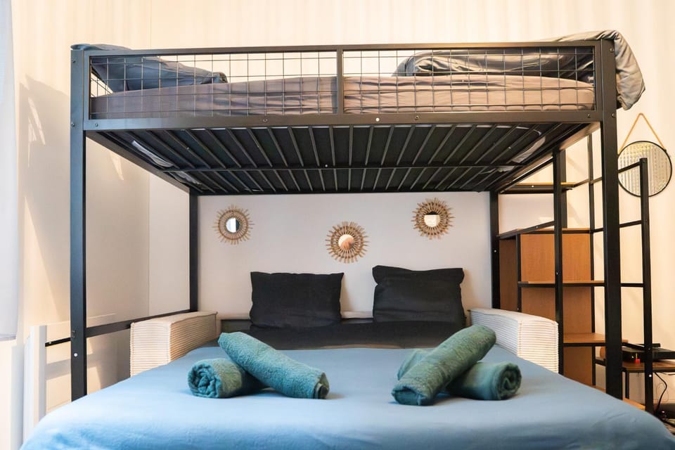 Bed, Photo of the whole room, Bedroom, bunk bed