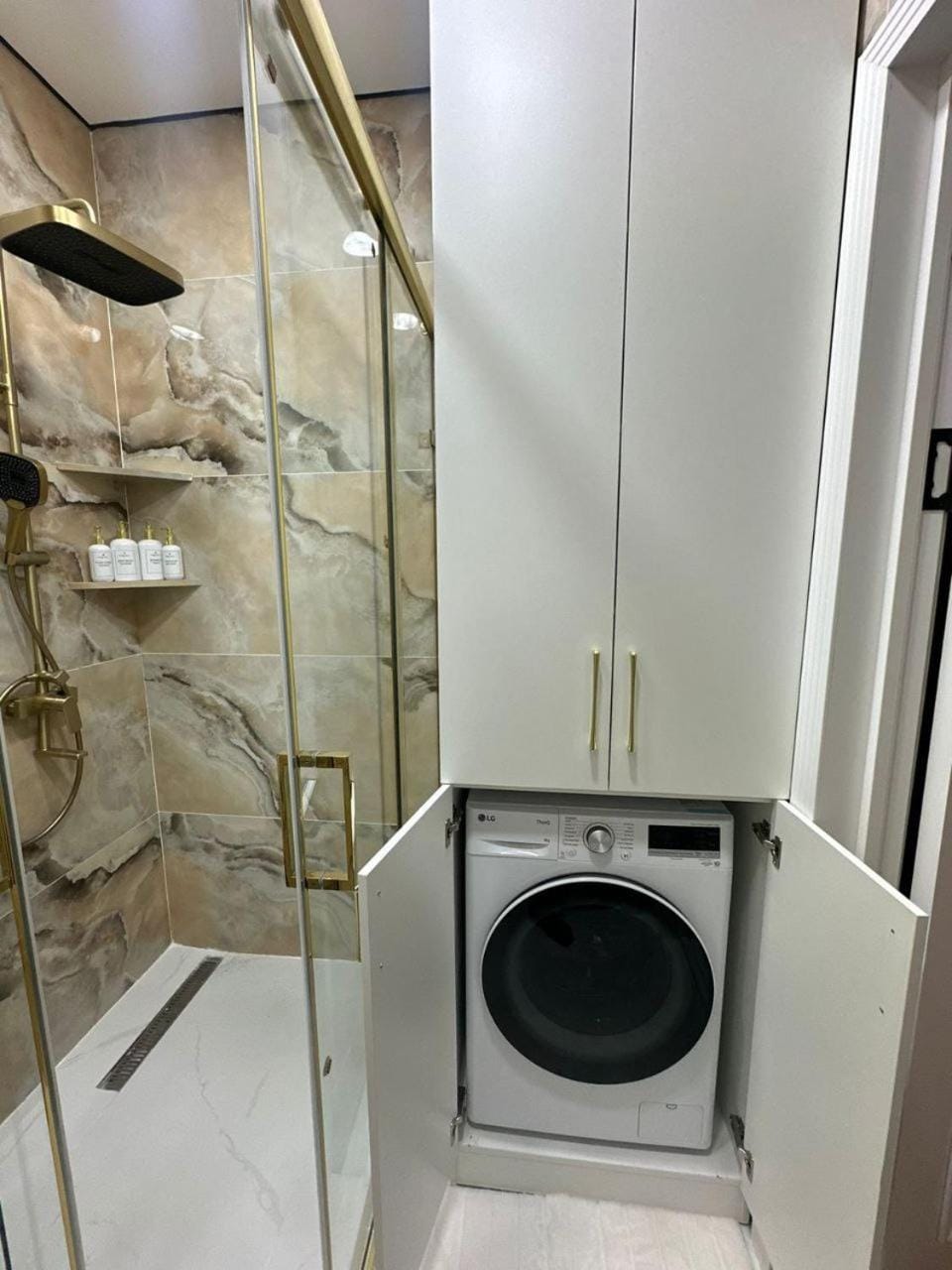 Elite City Center Apartment Arbat Apartment in Almaty