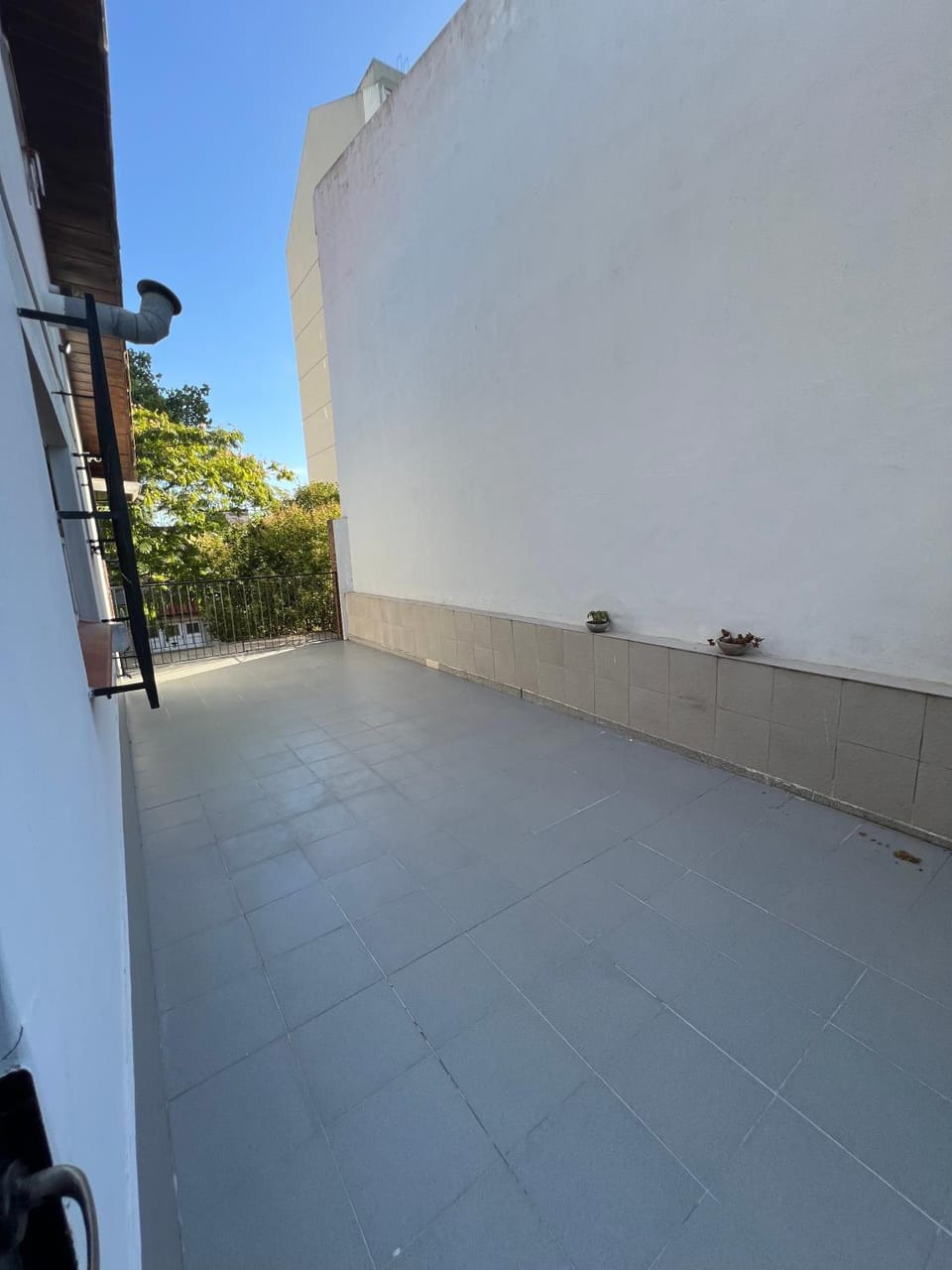 Check and Home - Casa Belgrano - 6 Huéspedes Amplio en Zona La Perla House in Mar del Plata
