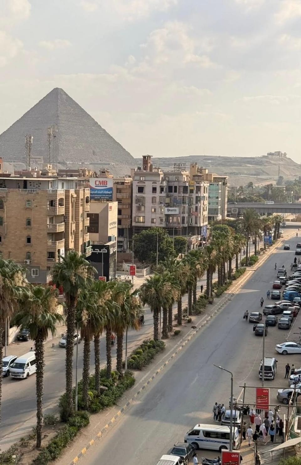 Day, Neighbourhood, Natural landscape, Bird's eye view, City view, Mountain view, Street view, Location, Parking