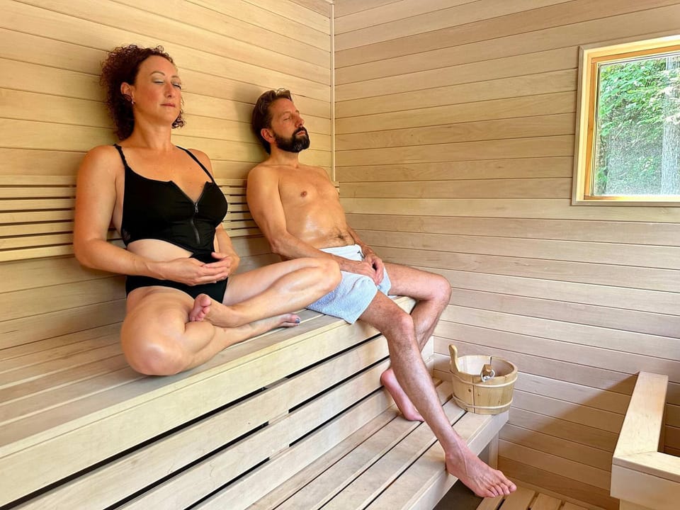 o sommet bleu 1chambre & spa sauna hammam Chalet in Morin-Heights