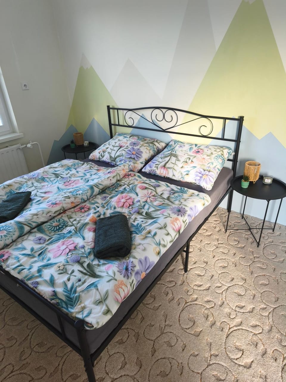 Bed, Bedroom