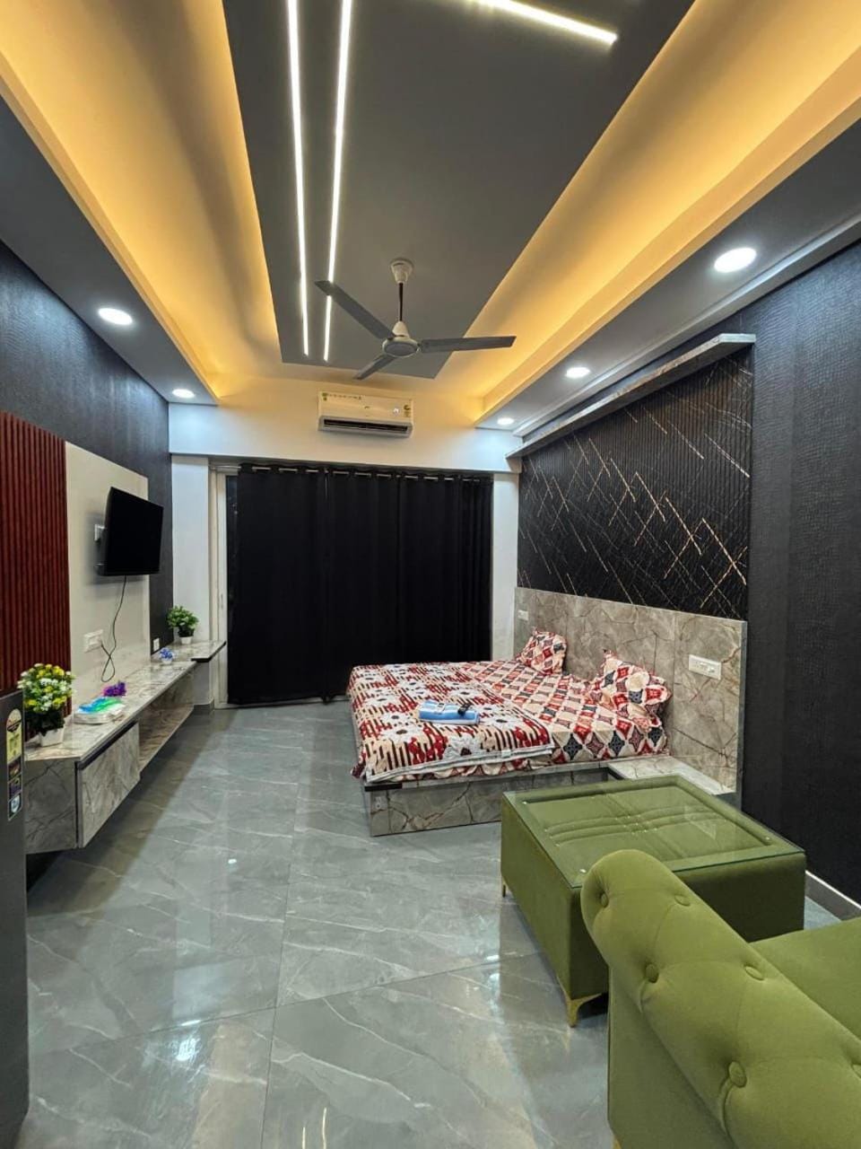 The Urban Hideout Apartment in Noida